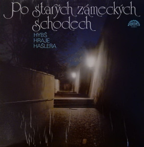Po starých zámeckých schodech